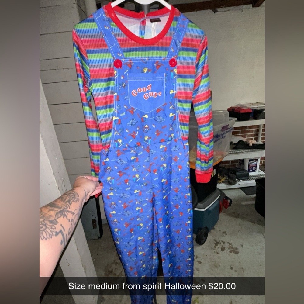 From spirit Halloween chucky costume size medium kids - Picture 1 of 1